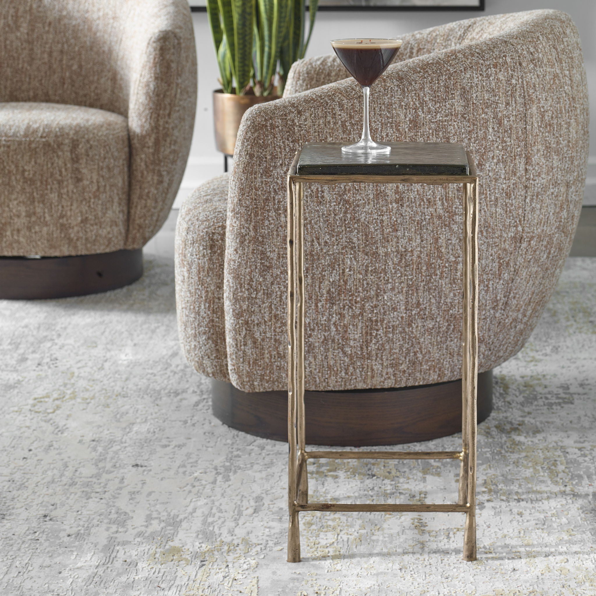 Ovard - Antiqued Accent Table - Bronze