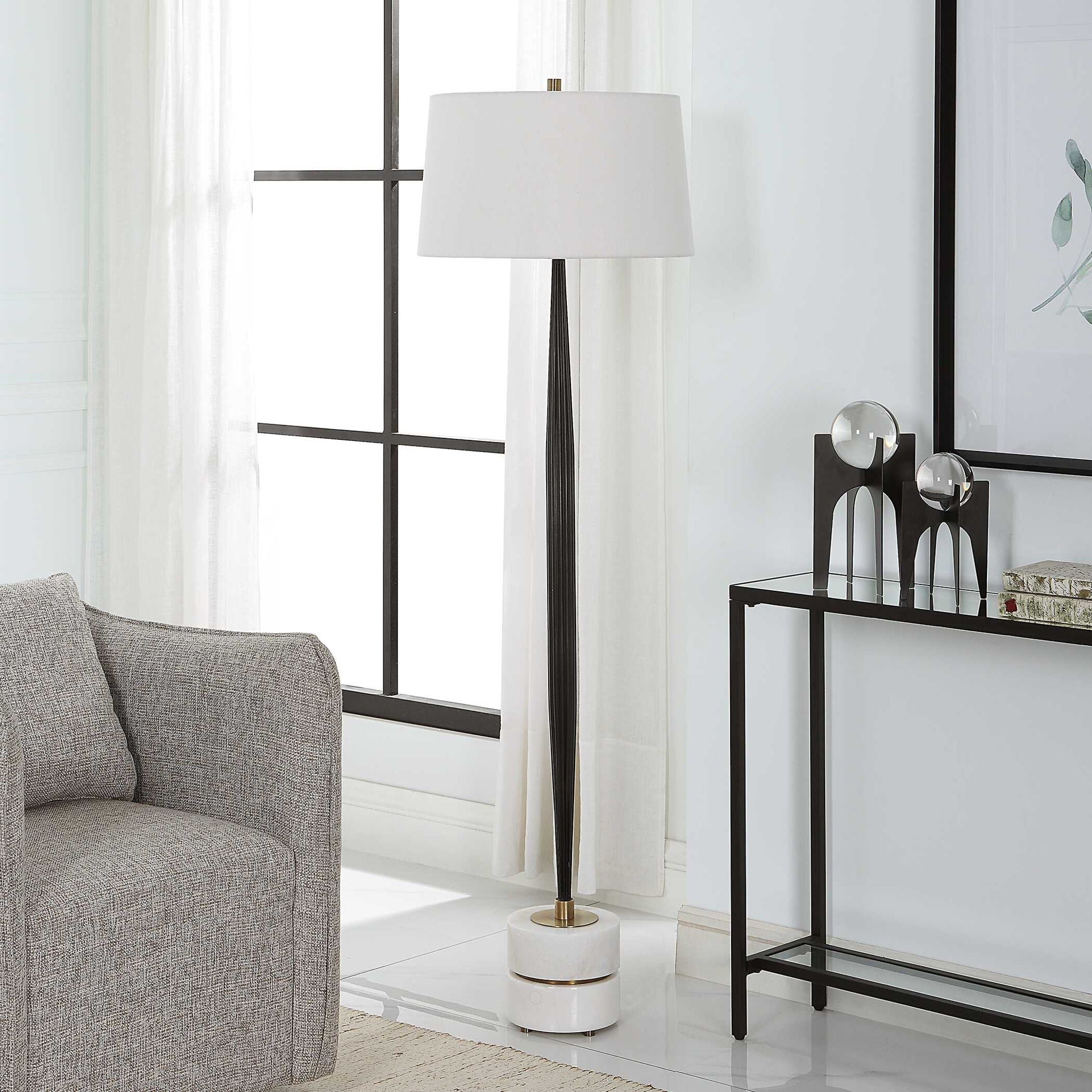 Miraz - Floor Lamp - Black
