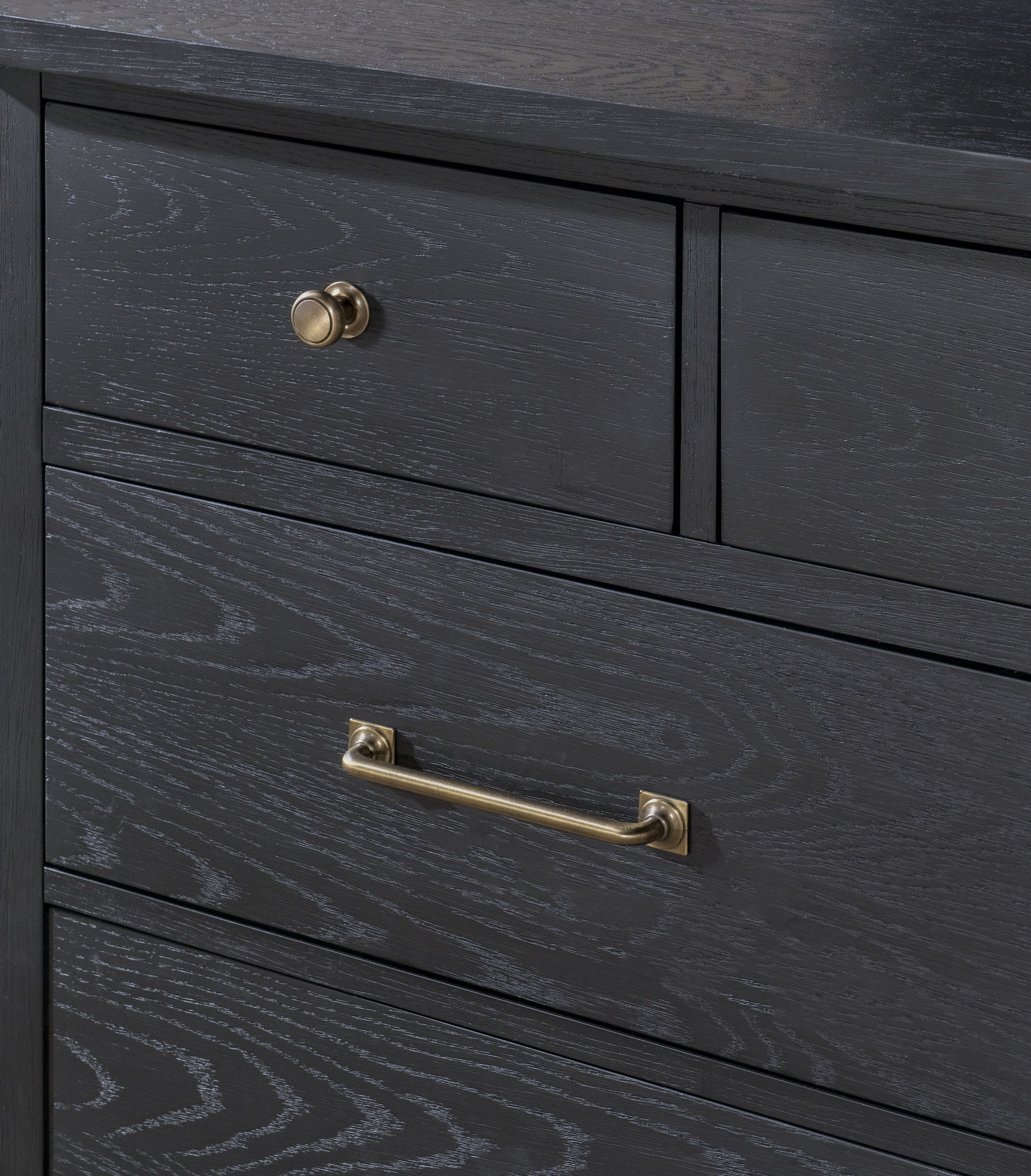 Flatiron - Drawer Chest