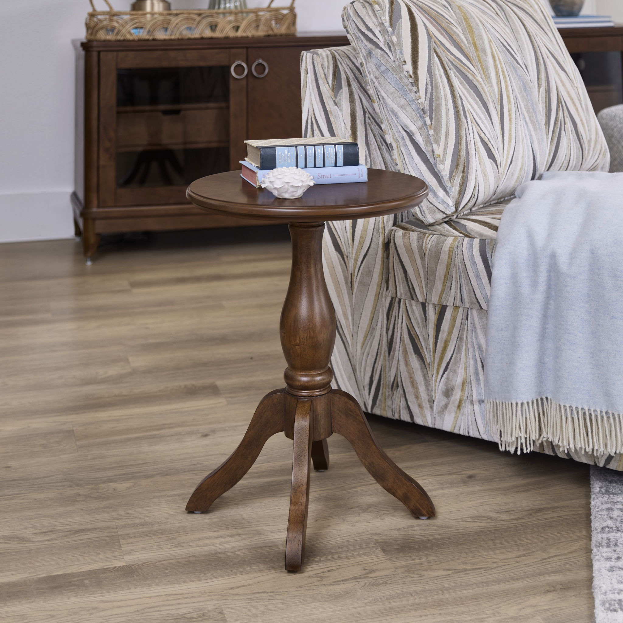 Bellevue - Chairside Table