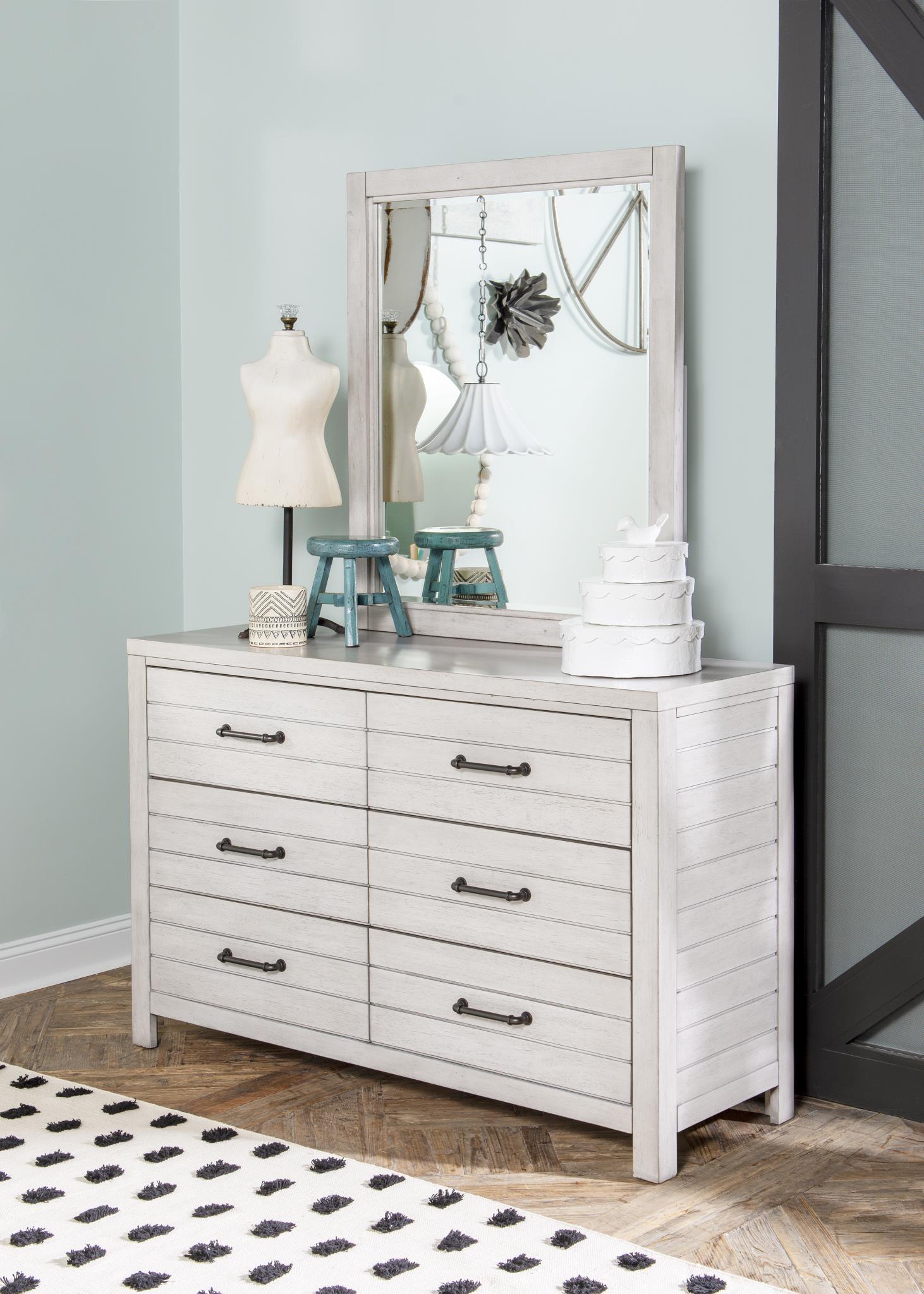 Summer Camp - Dresser