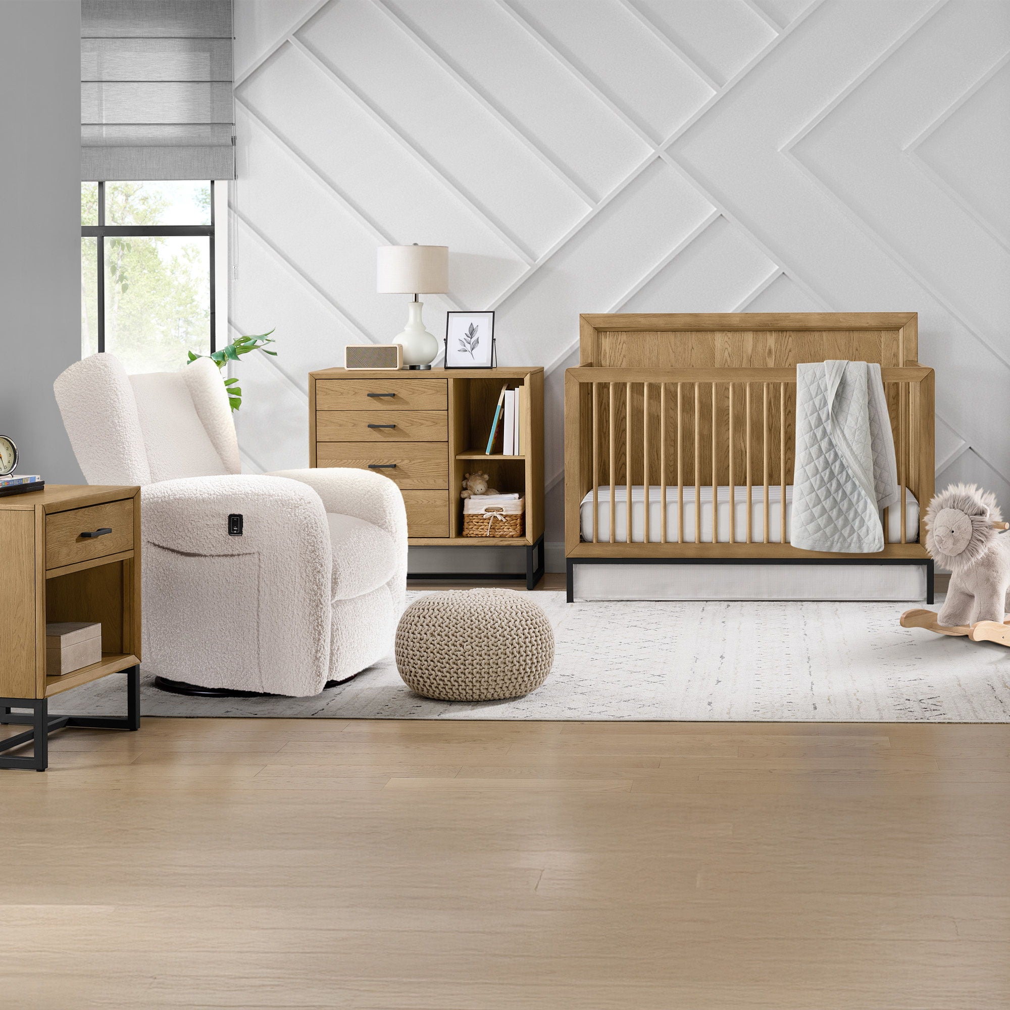Newport - Nightstand - Natural Oak