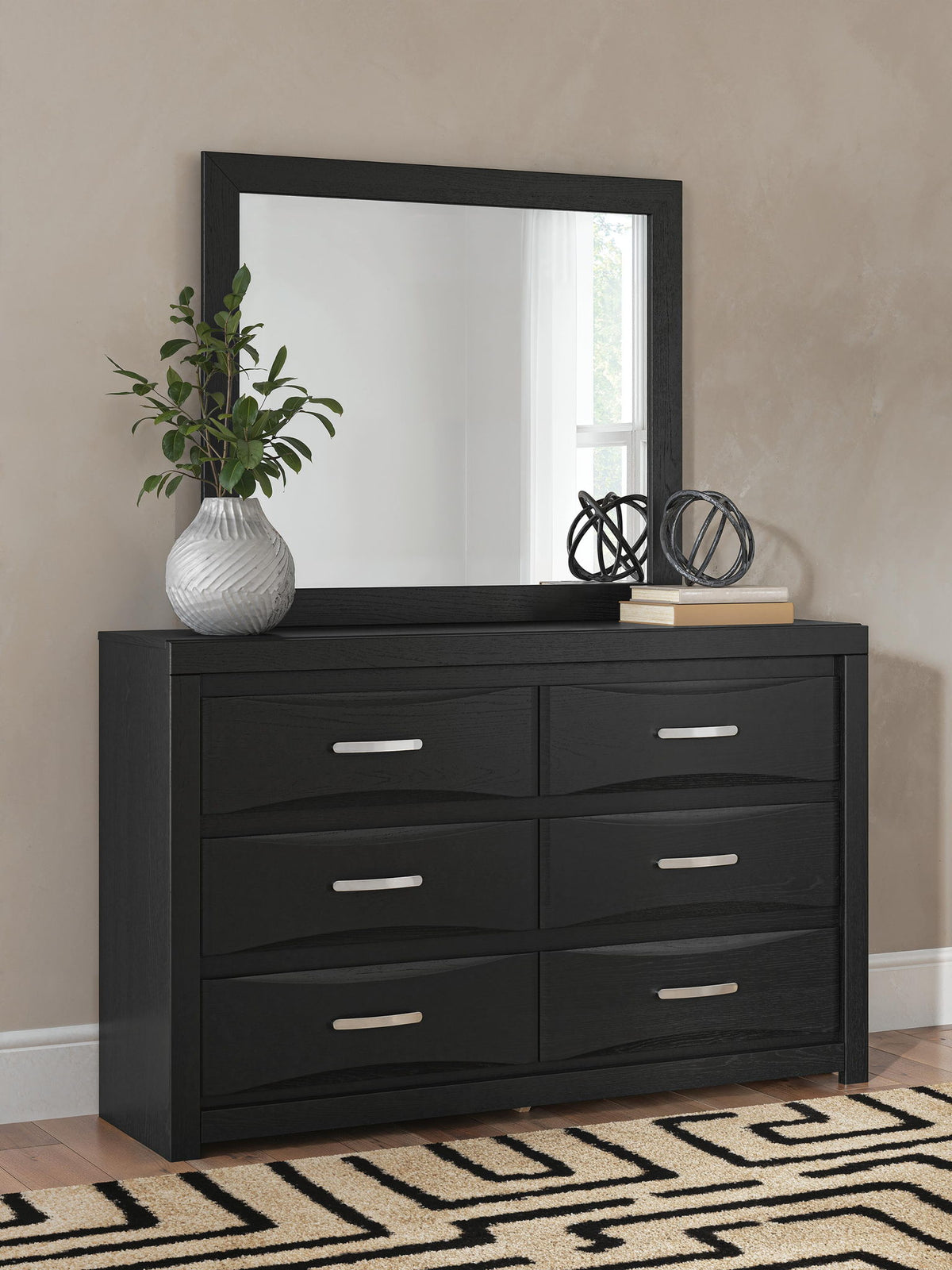 Stabotta - Six Drawer Dresser