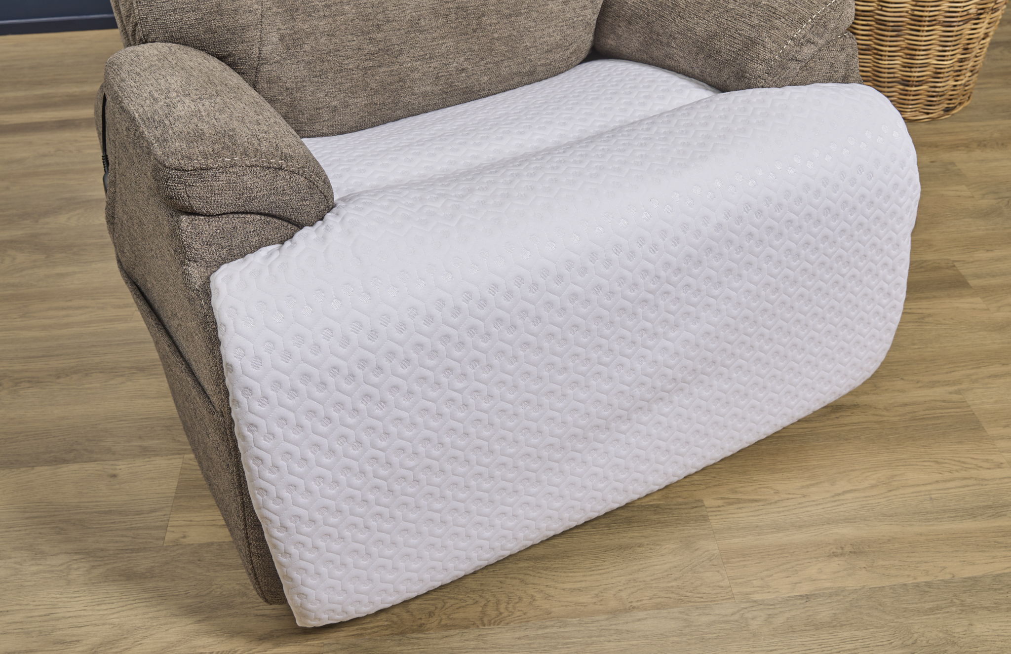 Zecliner Sleep Kit - Performance® Chair Protector With Dri-Tec® Technology