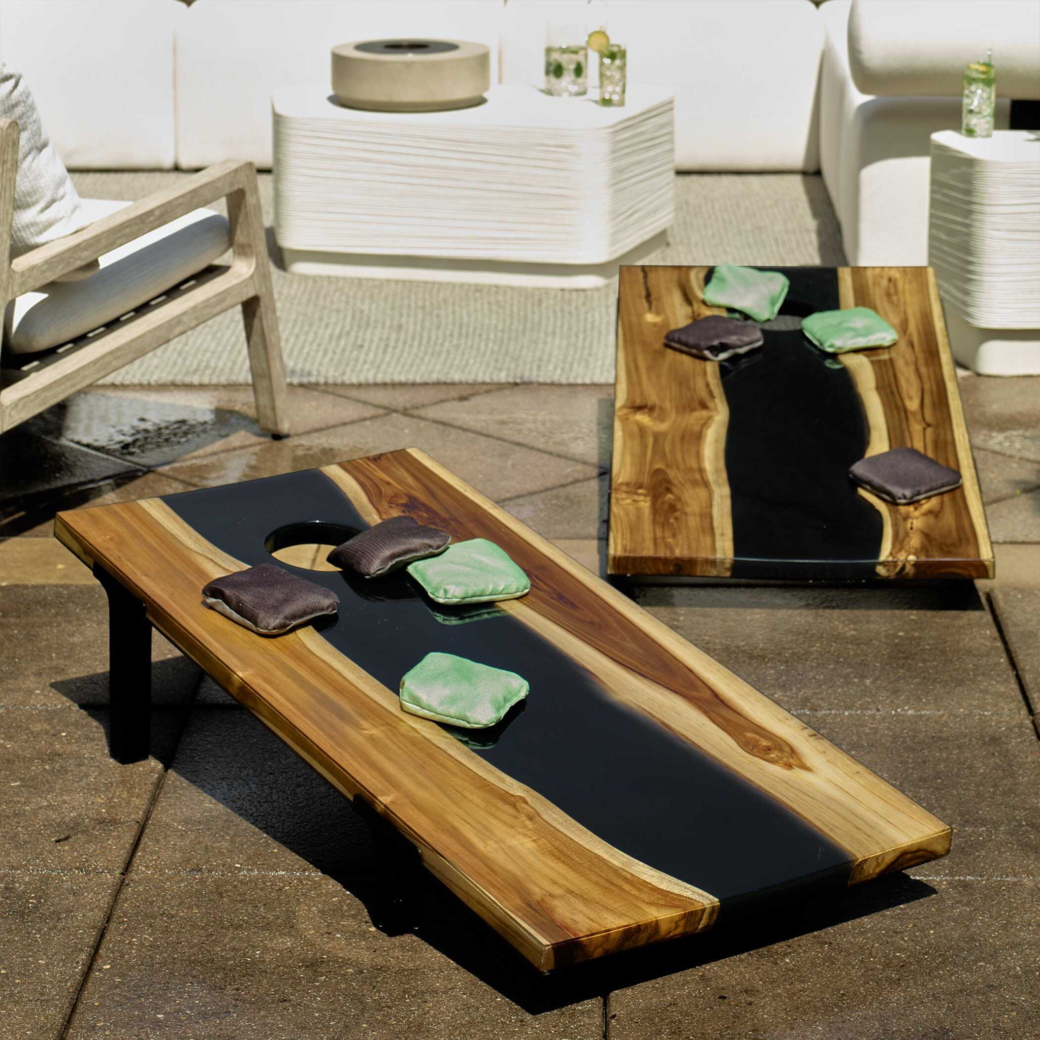 Clearwood Black - Cornhole Game (Set of 2) - Black / Woodtone