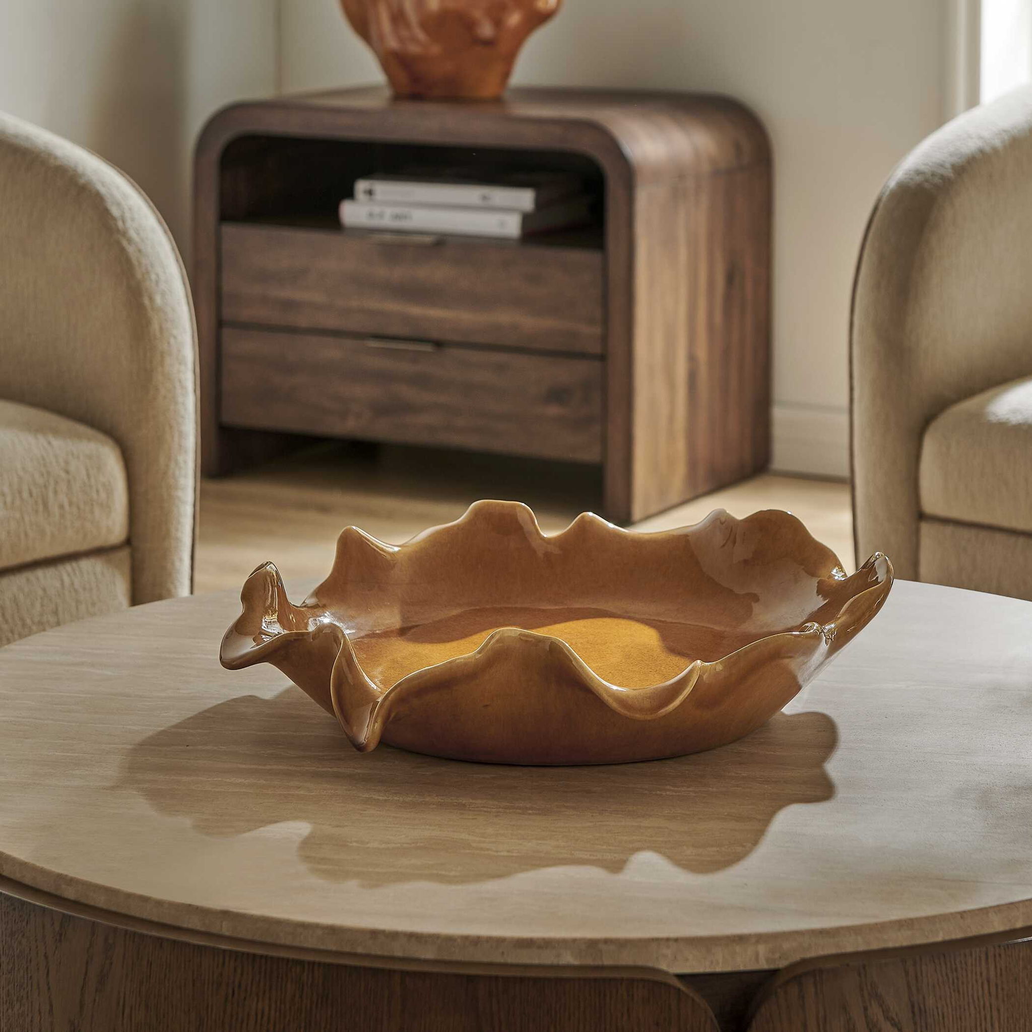Golden Crest Ruffle - Indoor-Outdoor Bowl - Brown