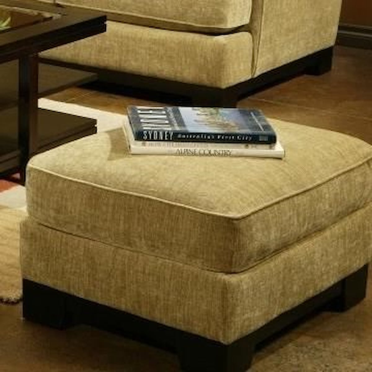 Jonathan Louis Apollo Ottoman
